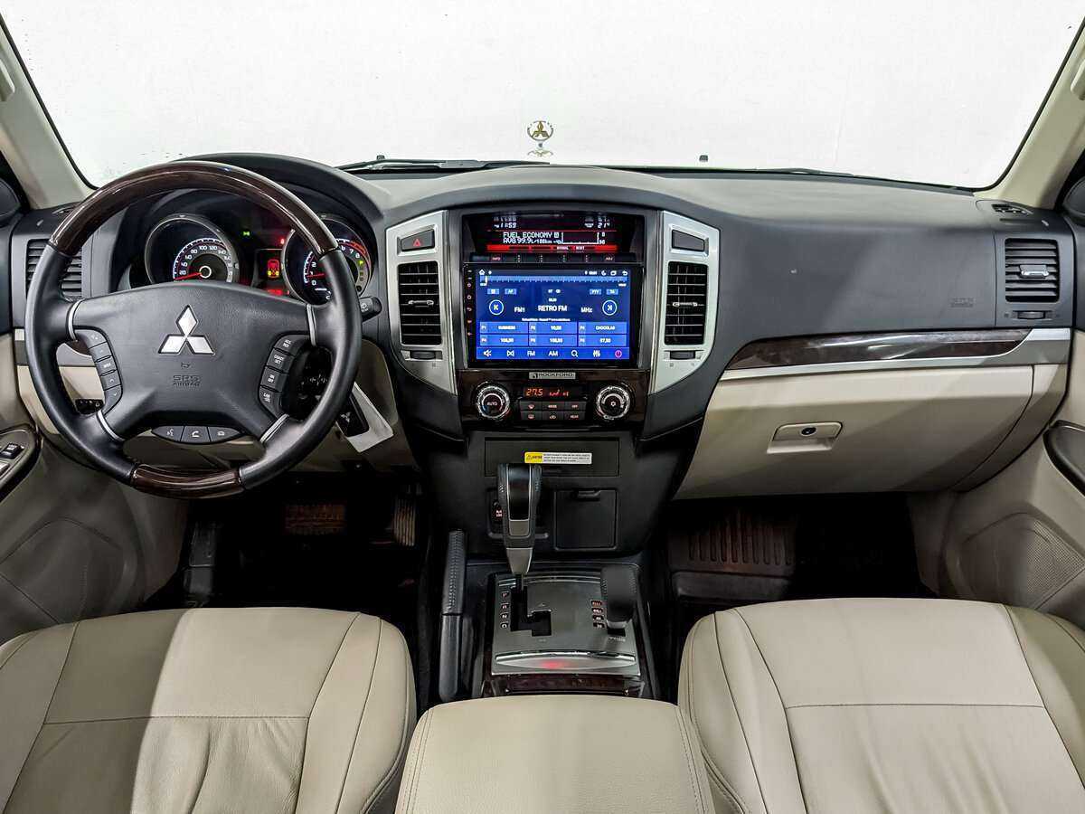 Mitsubishi Pajero, 2019 Фото №12
