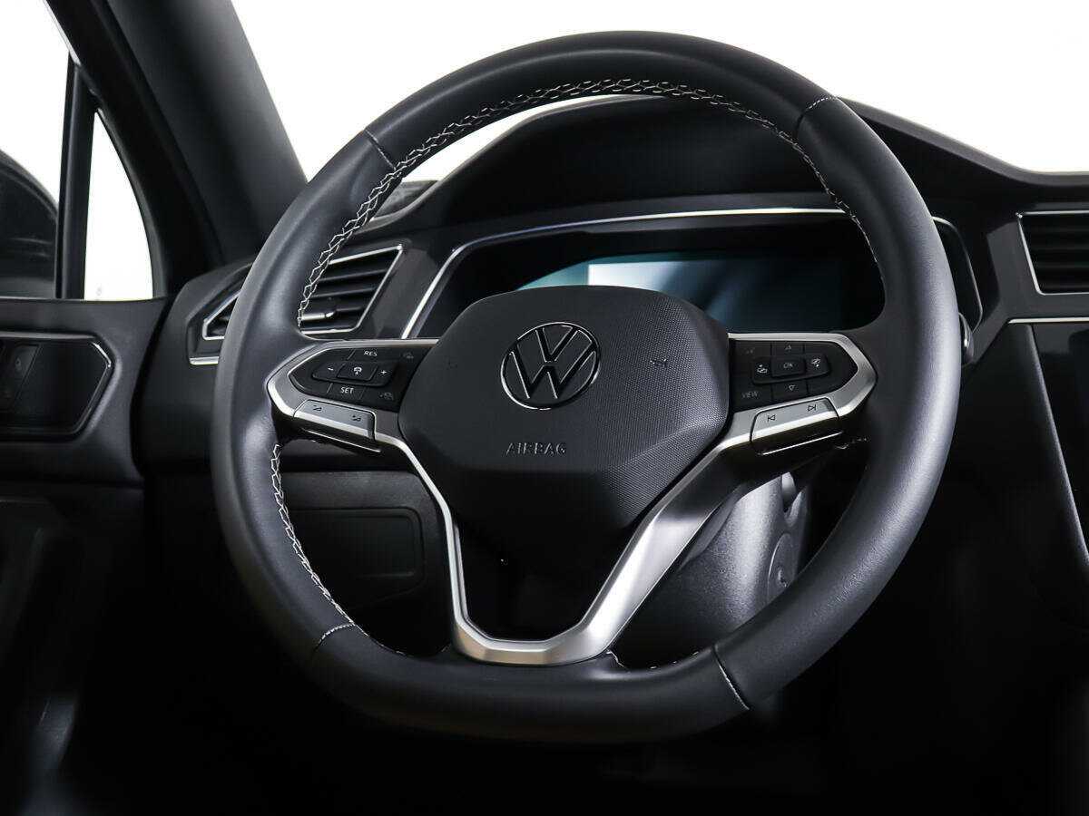 Volkswagen Tiguan, 2022 Фото №14