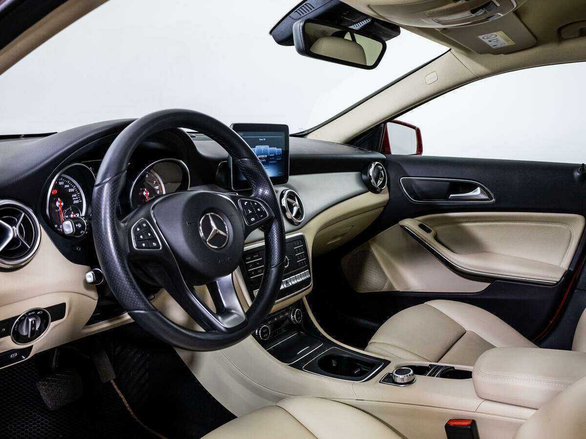 Mercedes-Benz GLA 250, 2017 Фото №10