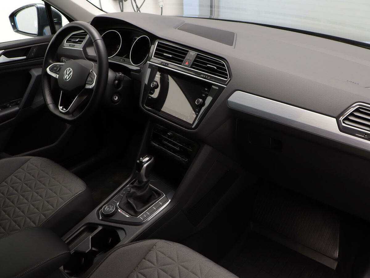 Volkswagen Tiguan, 2022 Фото №7