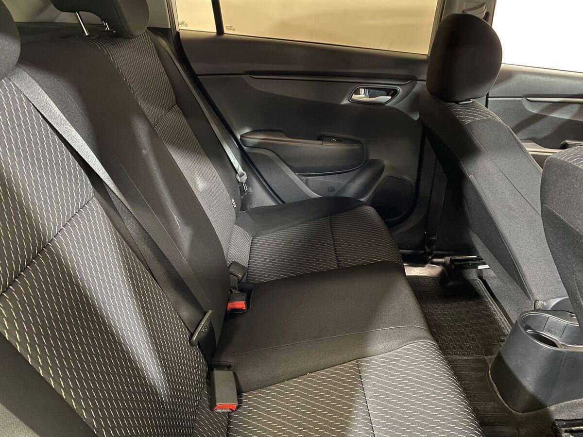 Kia Rio X-Line, 2019 Фото №11
