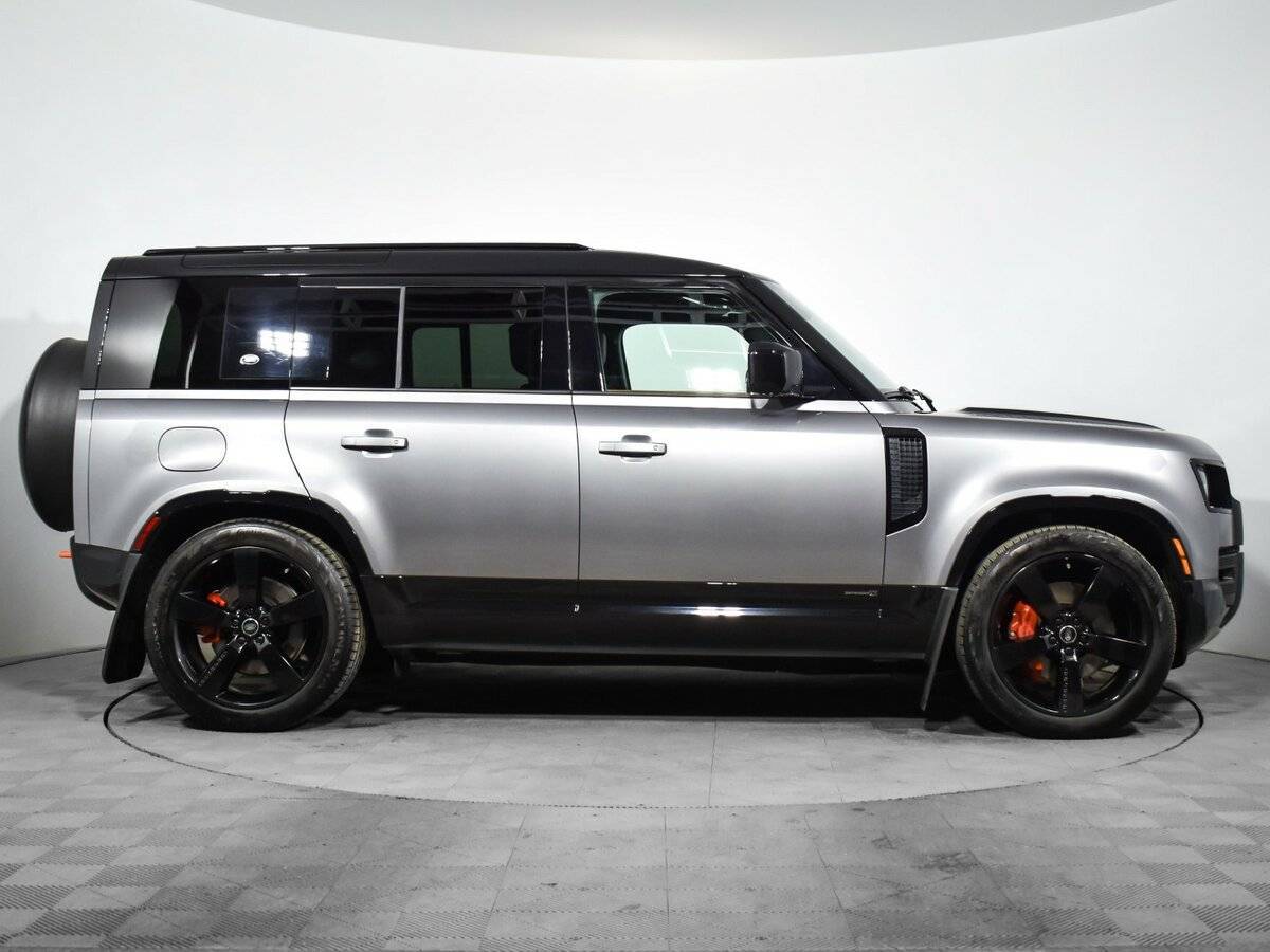 Land Rover Defender 110, 2023 Фото №4