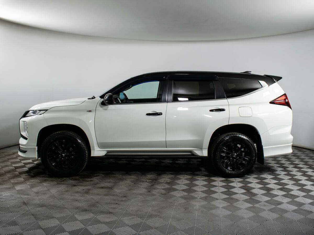 Mitsubishi Montero Sport, 2022 Фото №8