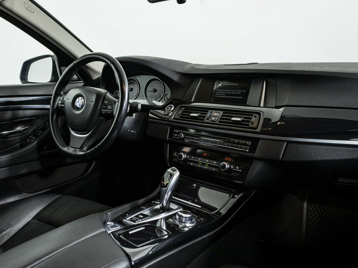 BMW 5 серии 520i VI (F10/F11/F07) Рестайлинг, 2015 Фото №7