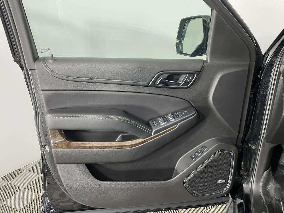 Chevrolet Tahoe, 2017 Фото №8
