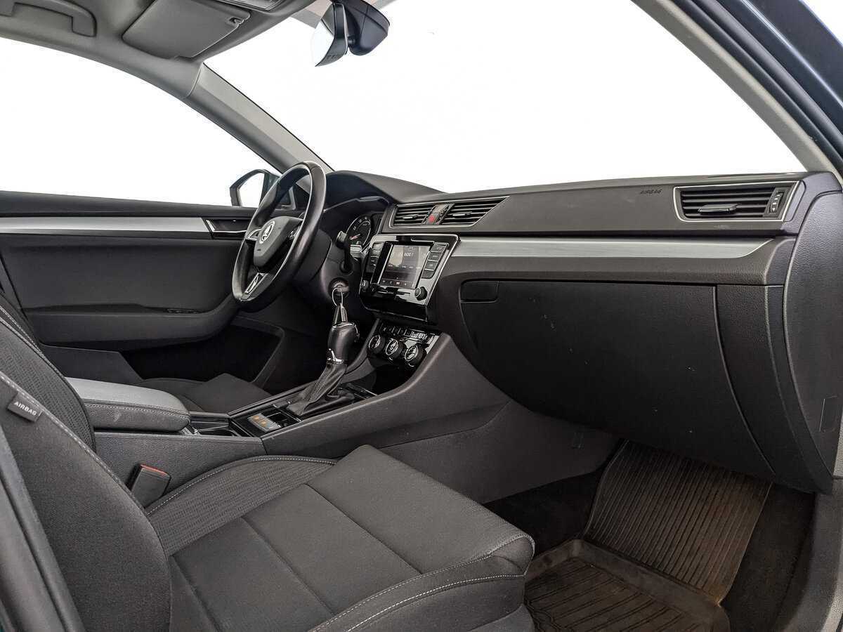 Skoda Superb, 2019 Фото №13