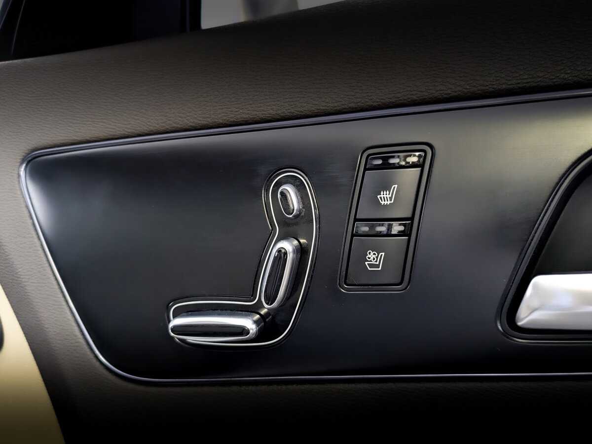 Kia Quoris, 2013 Фото №25