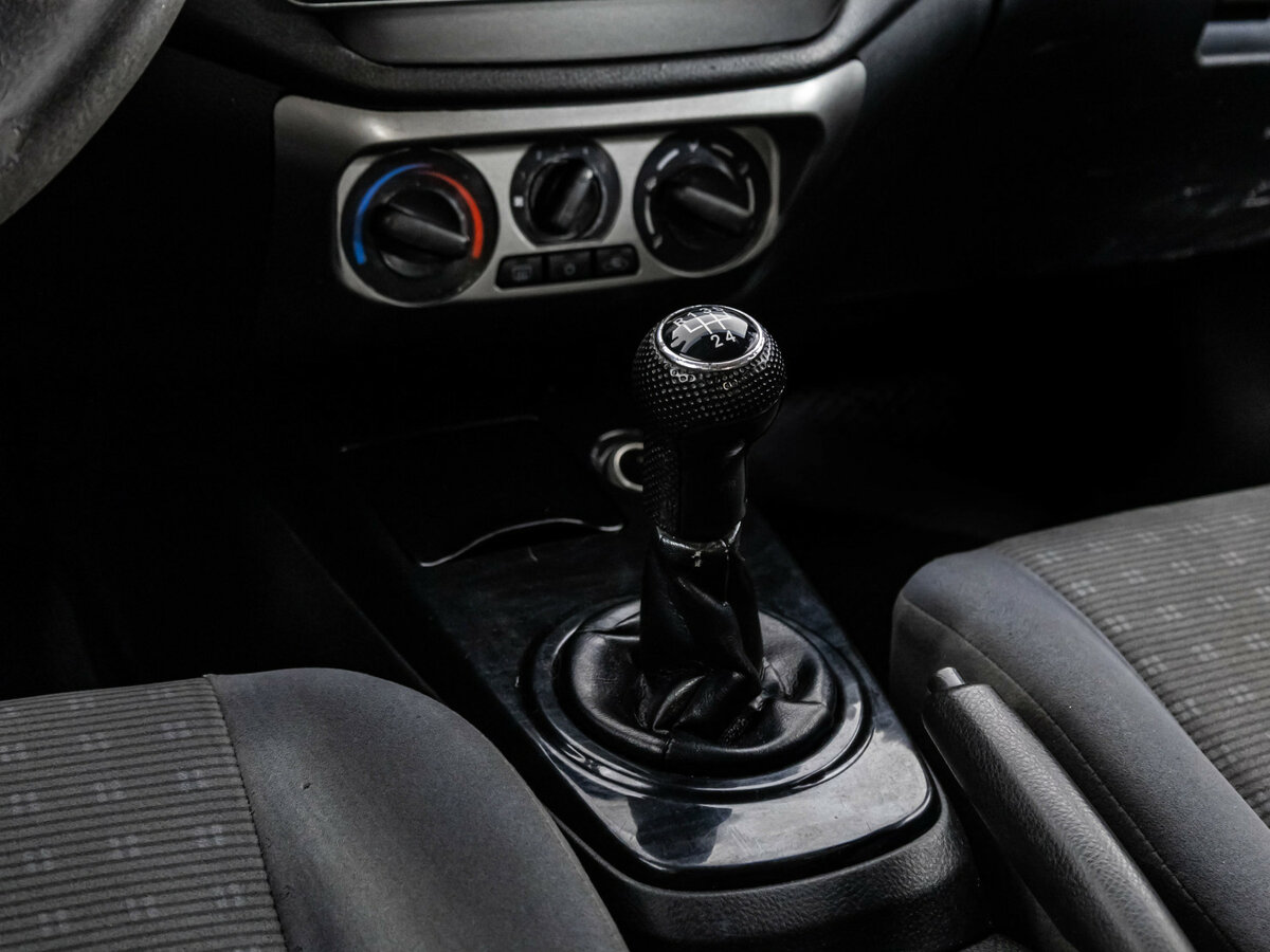 Mitsubishi Lancer IX Рестайлинг, 2005 Фото №9