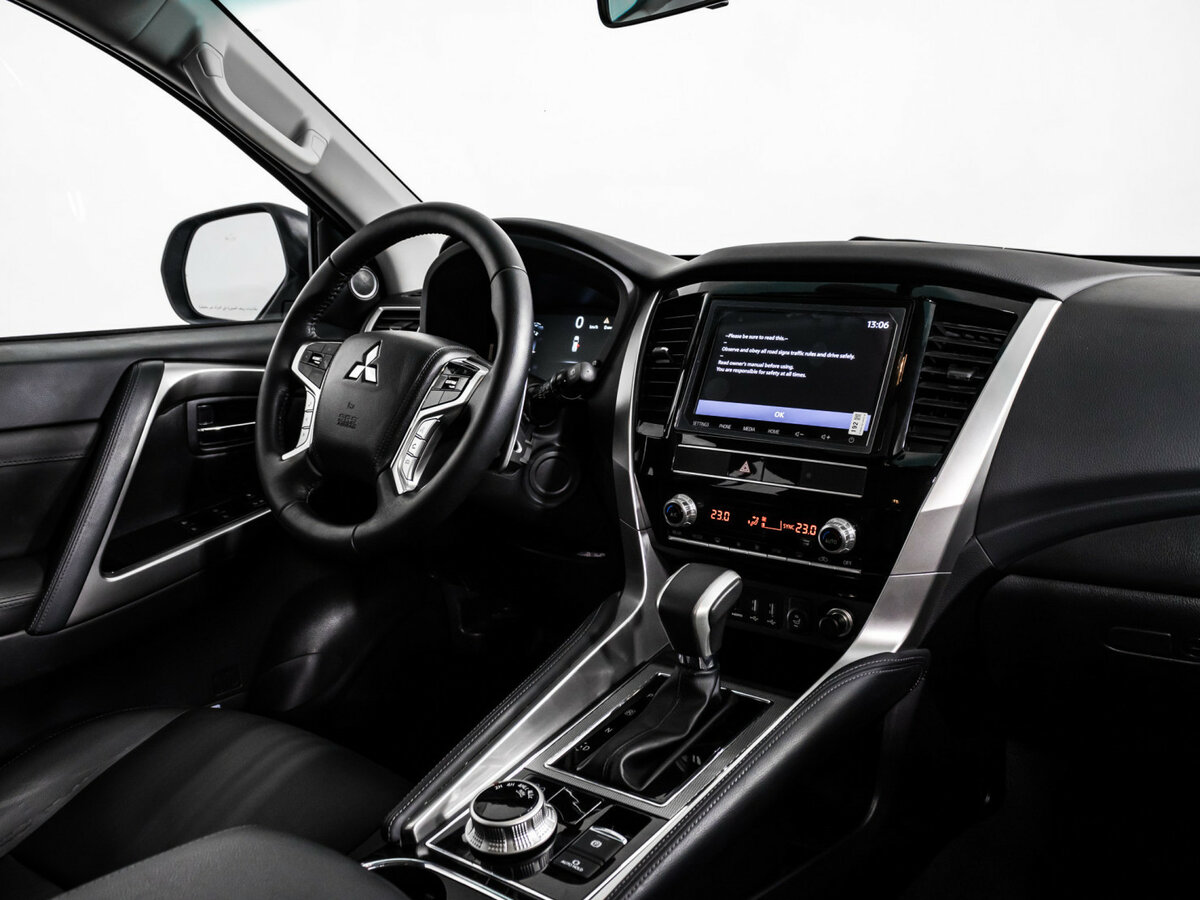 Mitsubishi Montero Sport III Рестайлинг, 2021 Фото №7