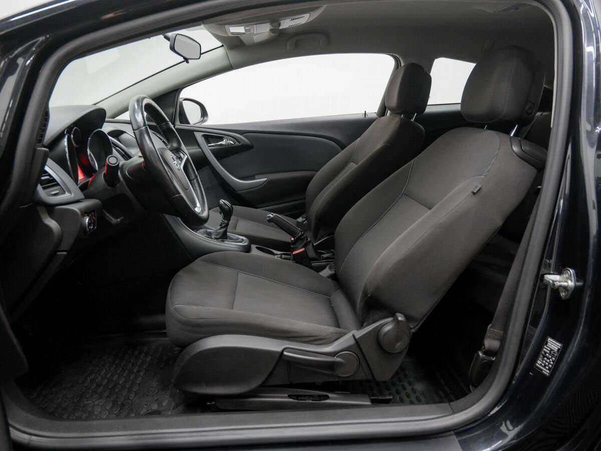 Opel Astra GTC, 2013 Фото №12