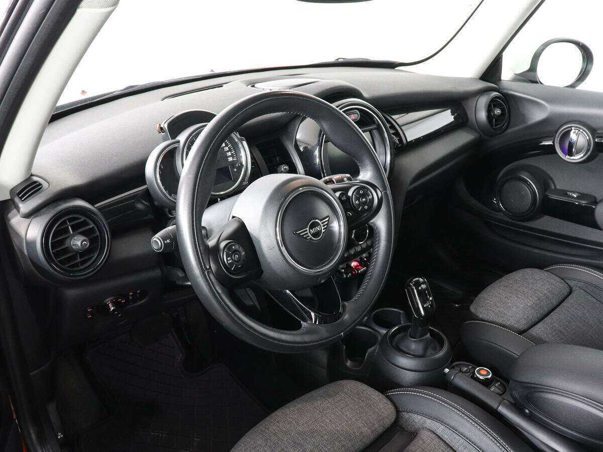 Mini Hatch Cooper, 2019 Фото №8