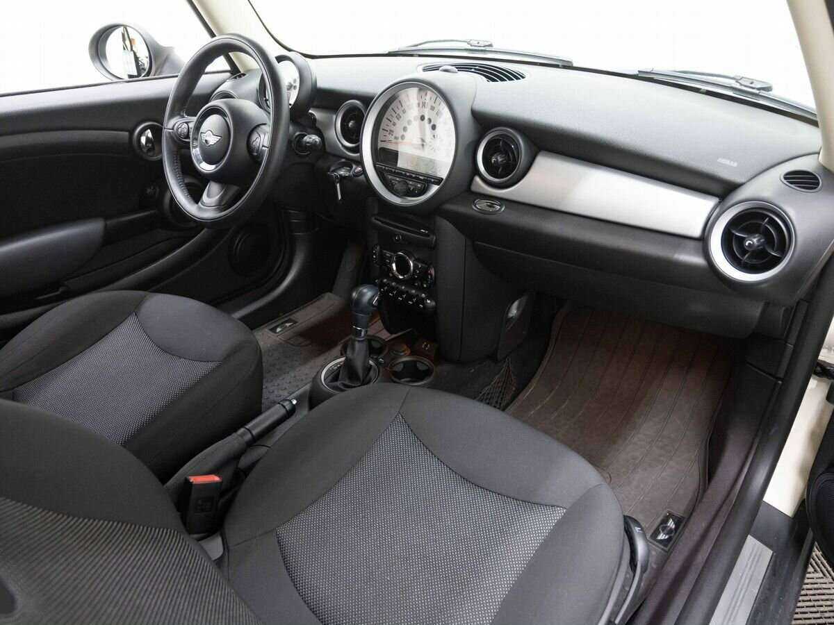 Mini Hatch Cooper, 2013 Фото №10