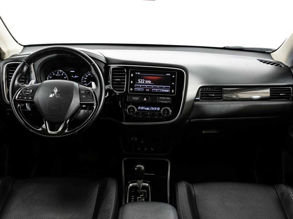 Mitsubishi Outlander, 2018 Фото №8
