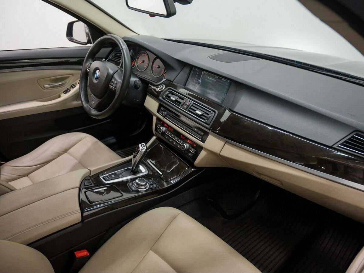 BMW 5 серии 525d, 2011 Фото №7