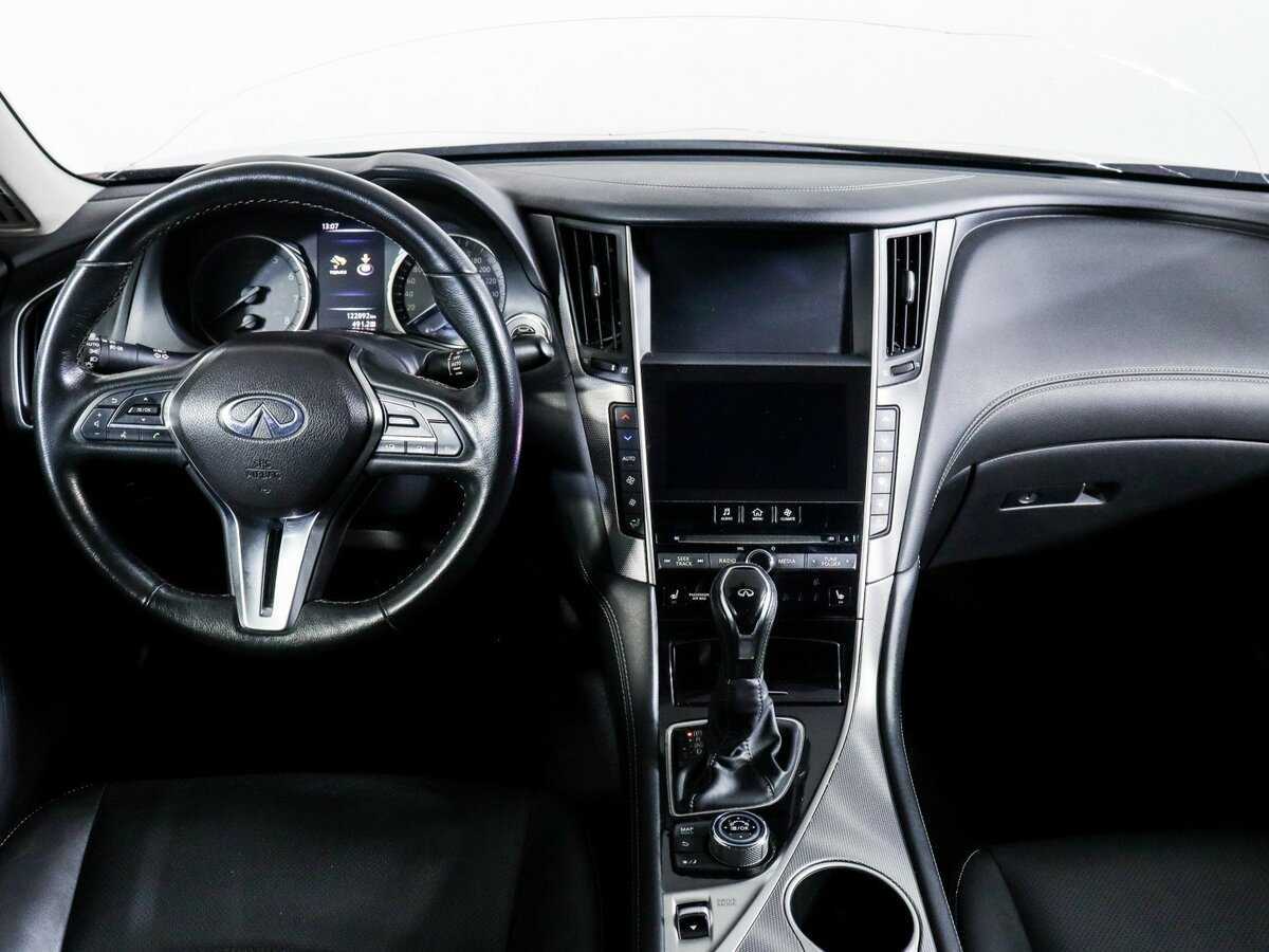 Infiniti Q50, 2017 Фото №10