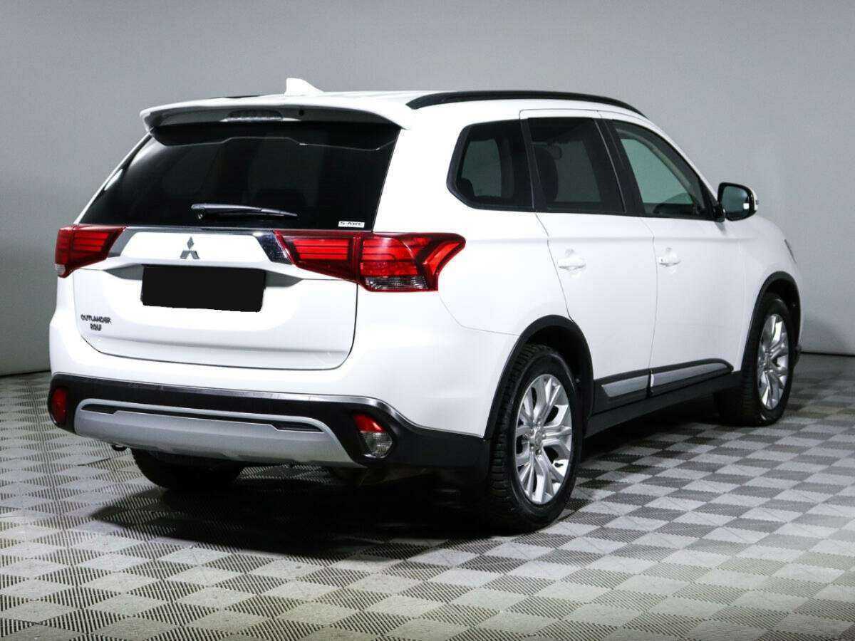 Mitsubishi Outlander, 2022 Фото №5