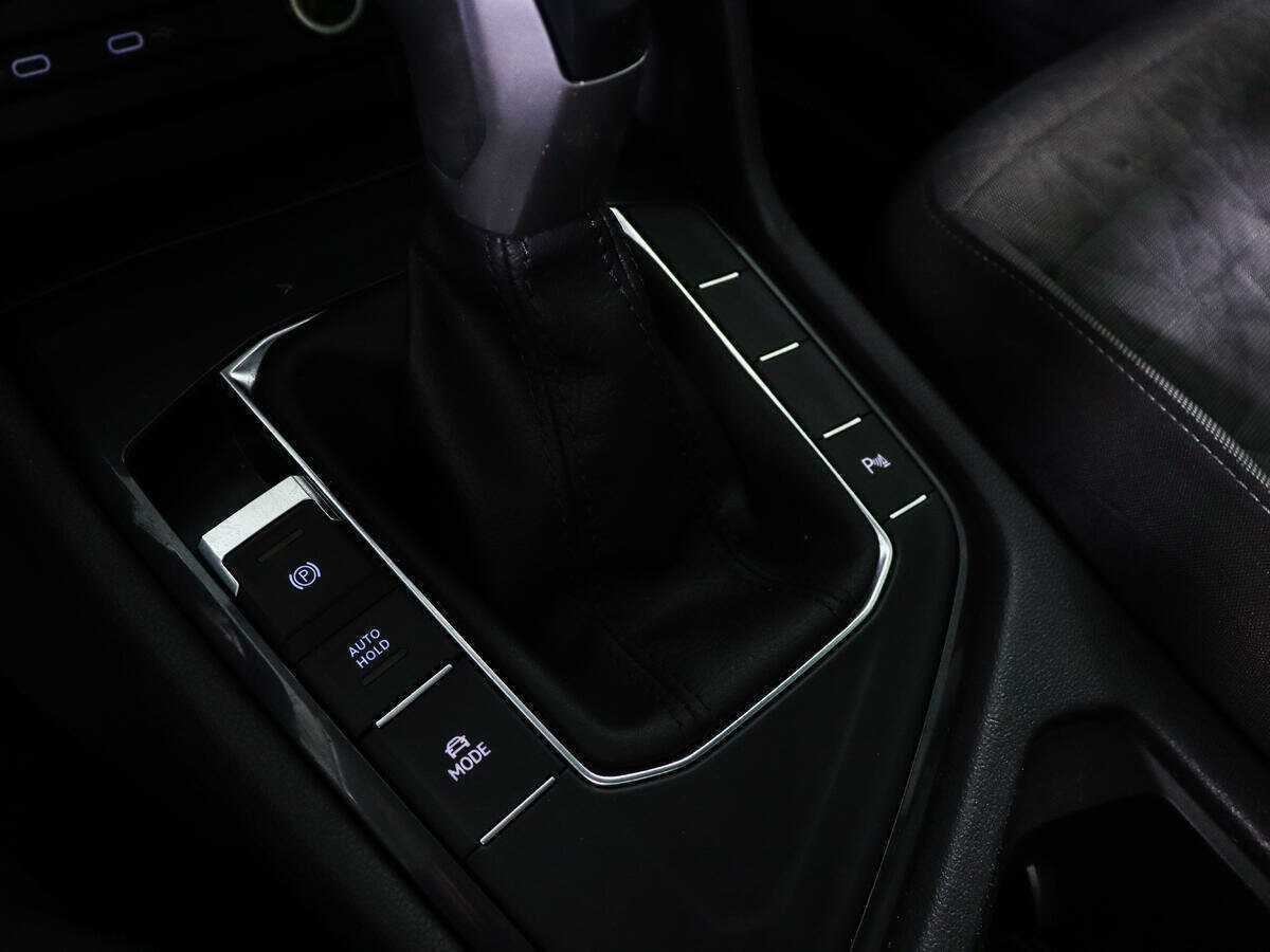 Volkswagen Tiguan, 2020 Фото №20