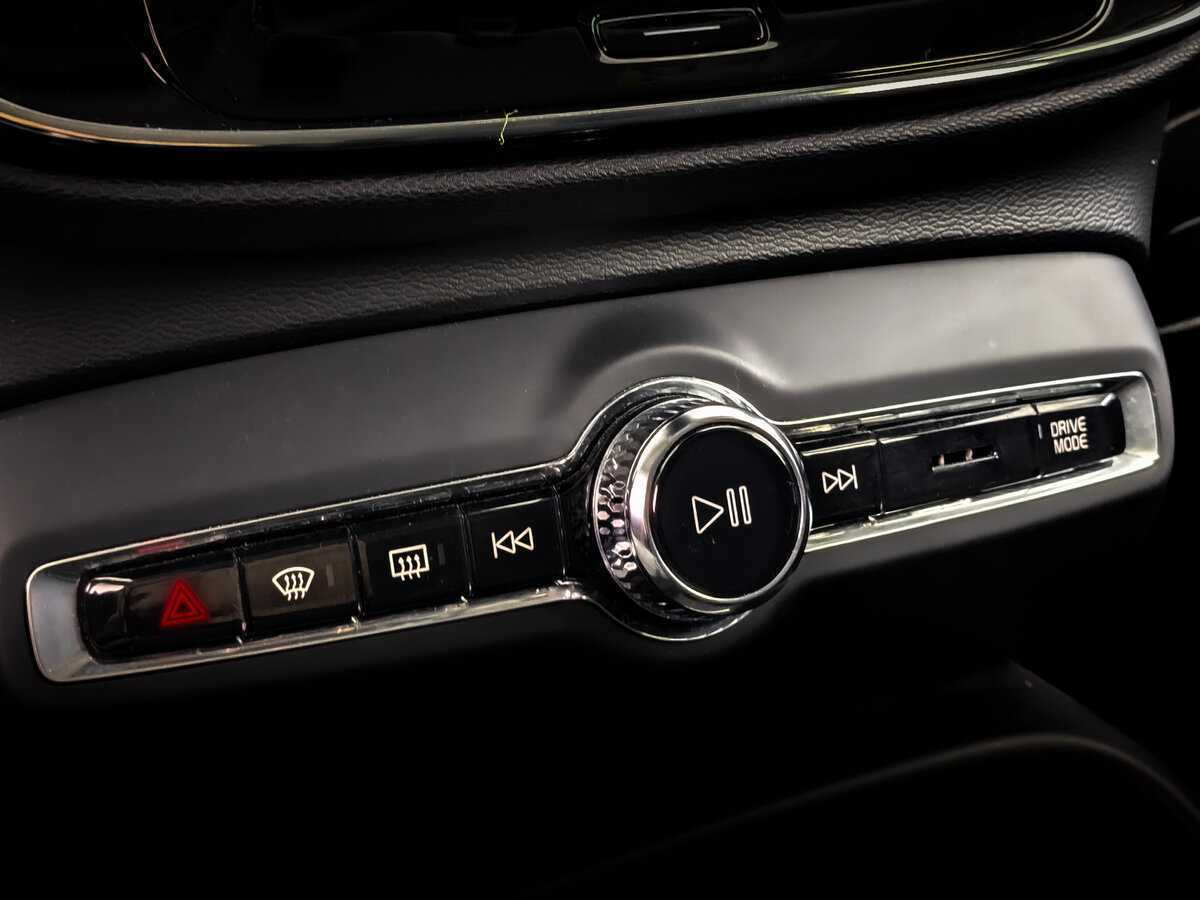 Volvo XC40, 2021 Фото №26