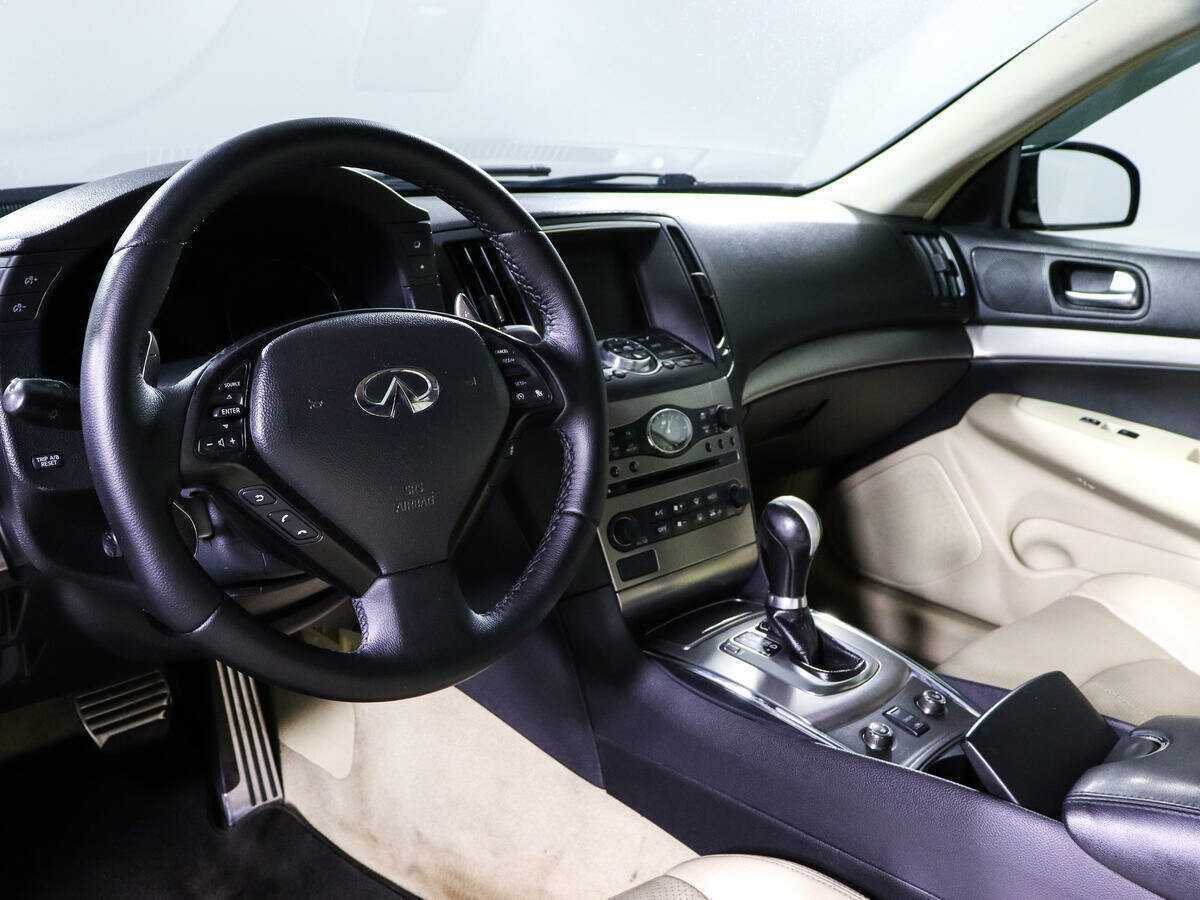 Infiniti G25, 2010 Фото №12