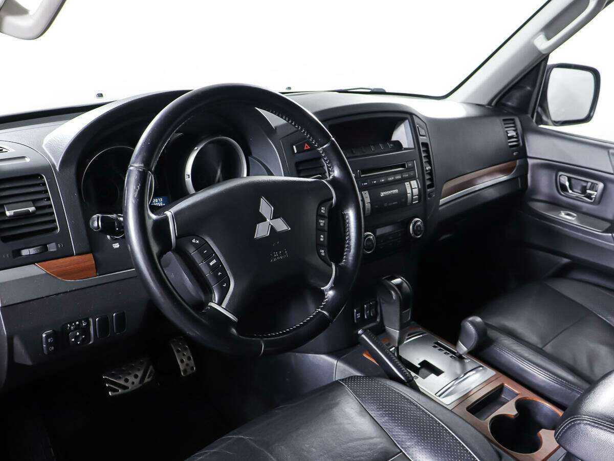 Mitsubishi Pajero, 2008 Фото №12