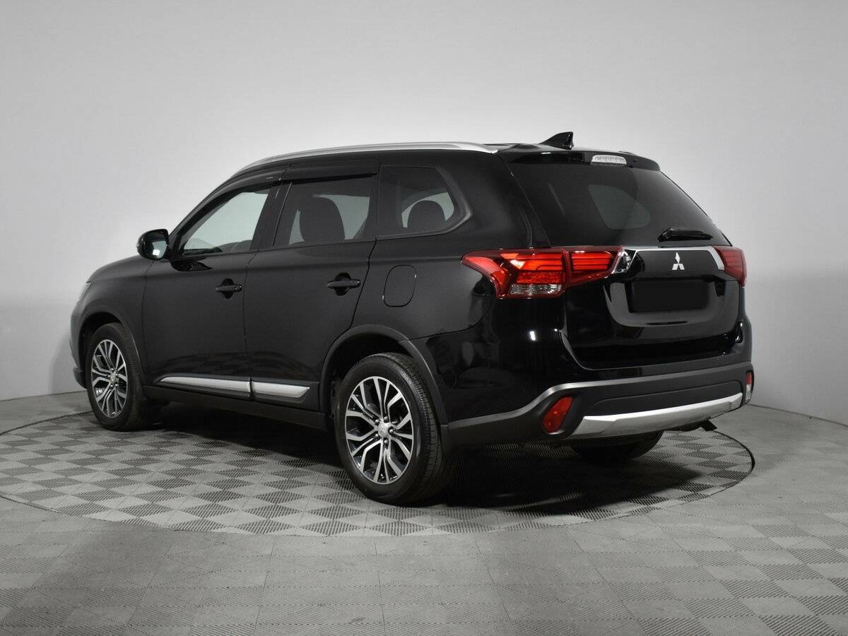 Mitsubishi Outlander, 2018 Фото №7