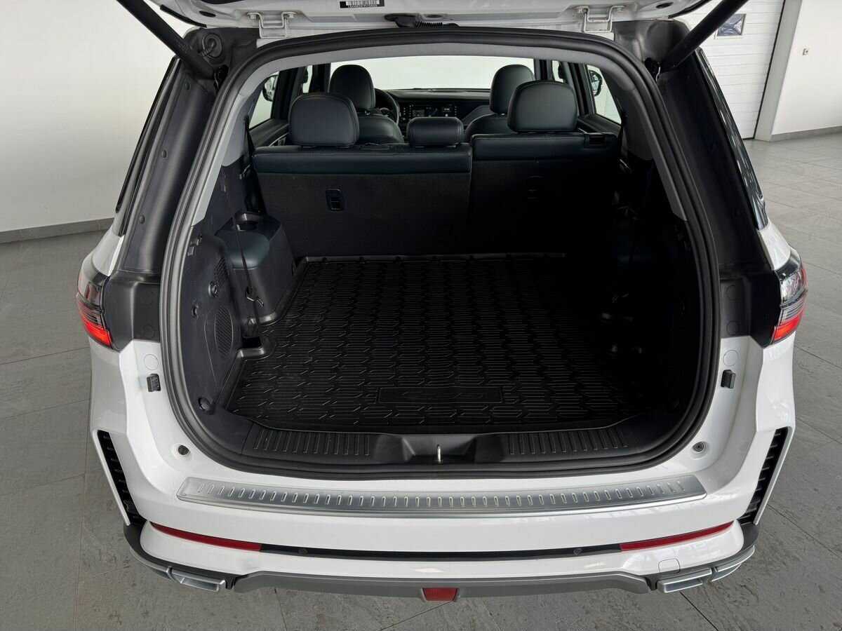 Changan CS95, 2023 Фото №4