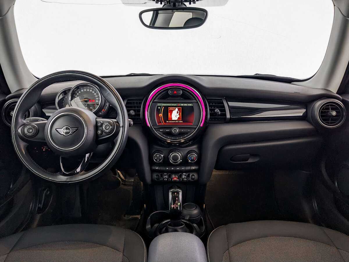 Mini Hatch Cooper, 2018 Фото №11
