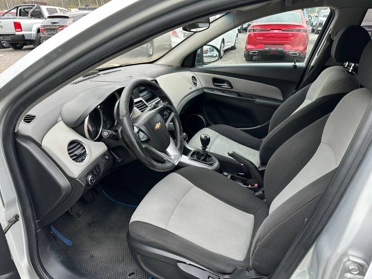 Chevrolet Cruze I Рестайлинг, 2012 Фото №5