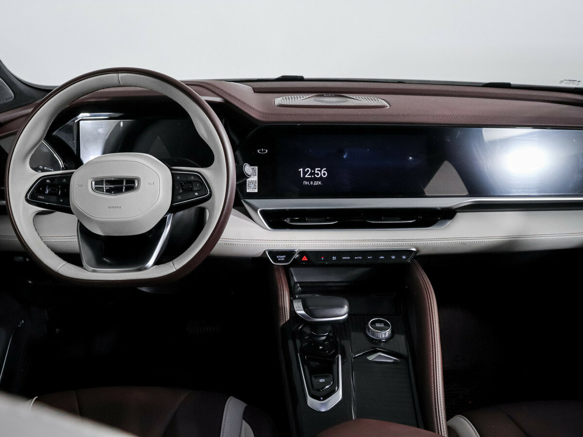 Geely Monjaro I, 2023 Фото №9