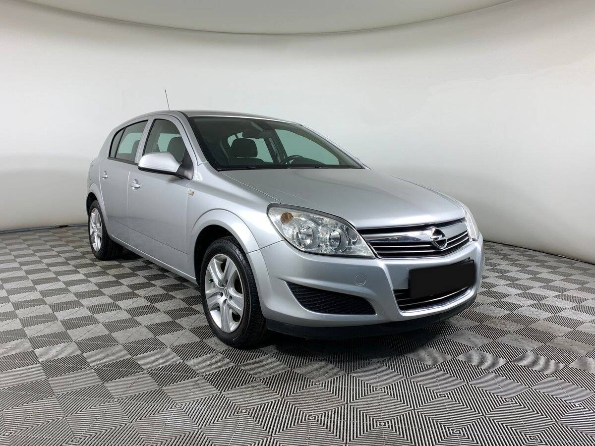 Opel Astra, 2010 Фото №3