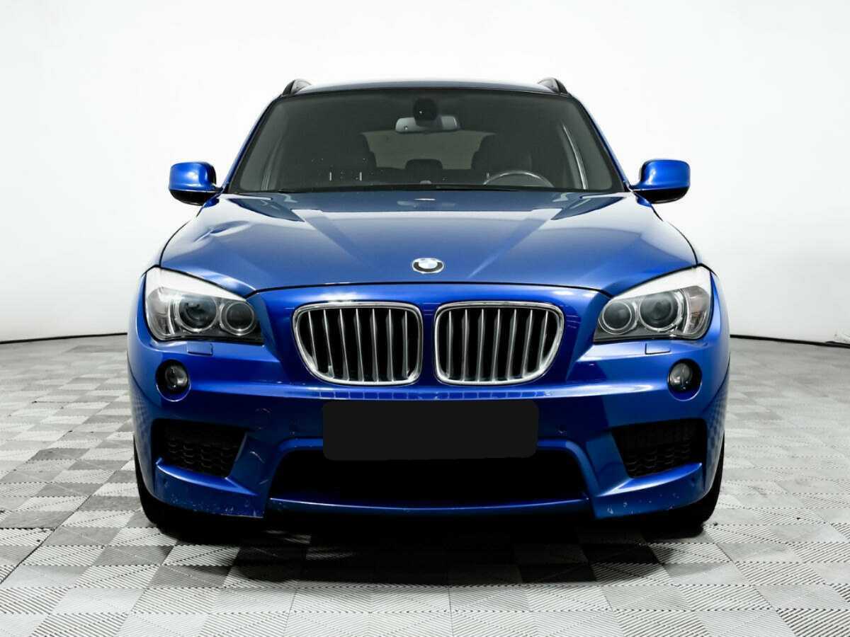 BMW X1 28i, 2011 Фото №2