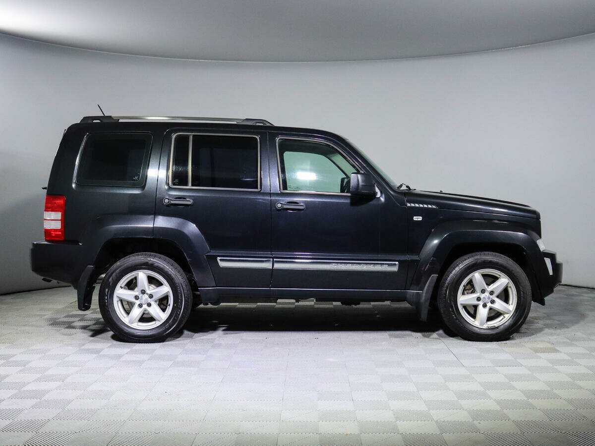 Jeep Cherokee, 2010 Фото №3