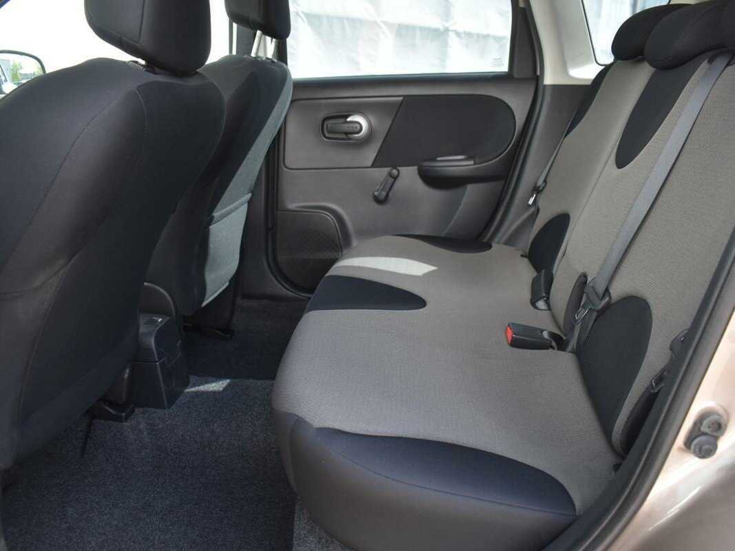 Nissan Note, 2011 Фото №10