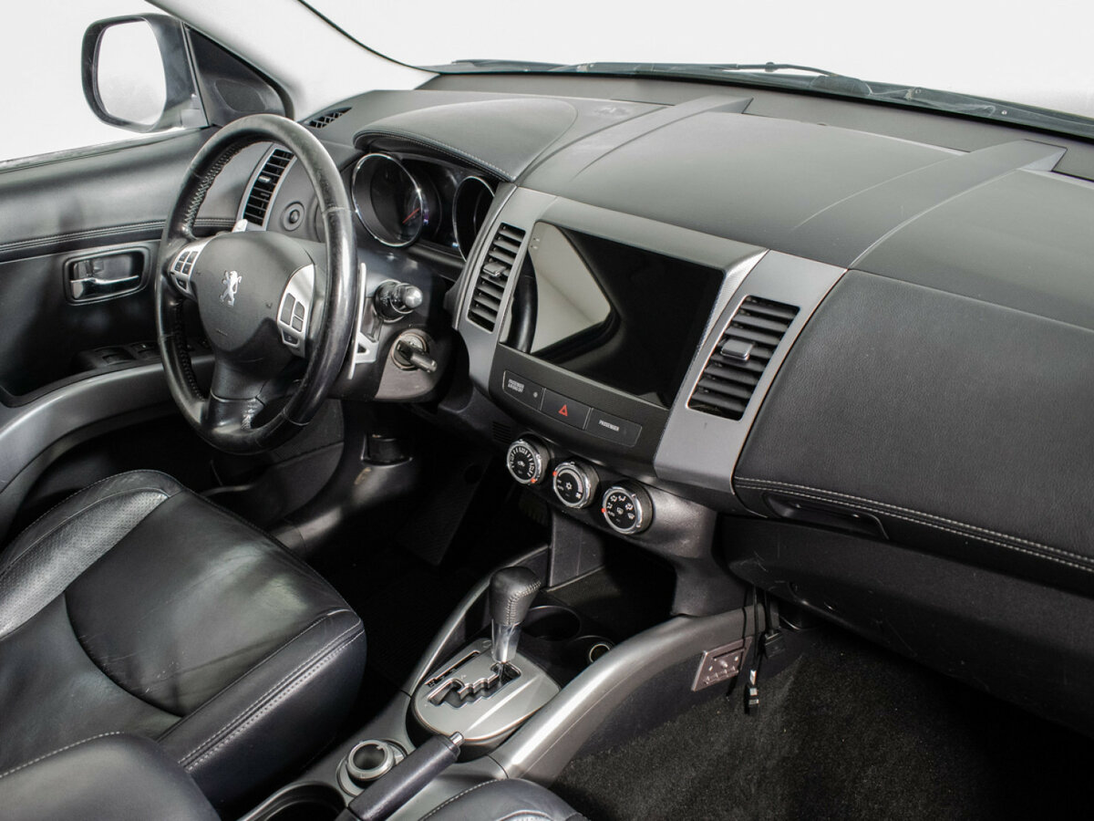 Peugeot 4007, 2010 Фото №8