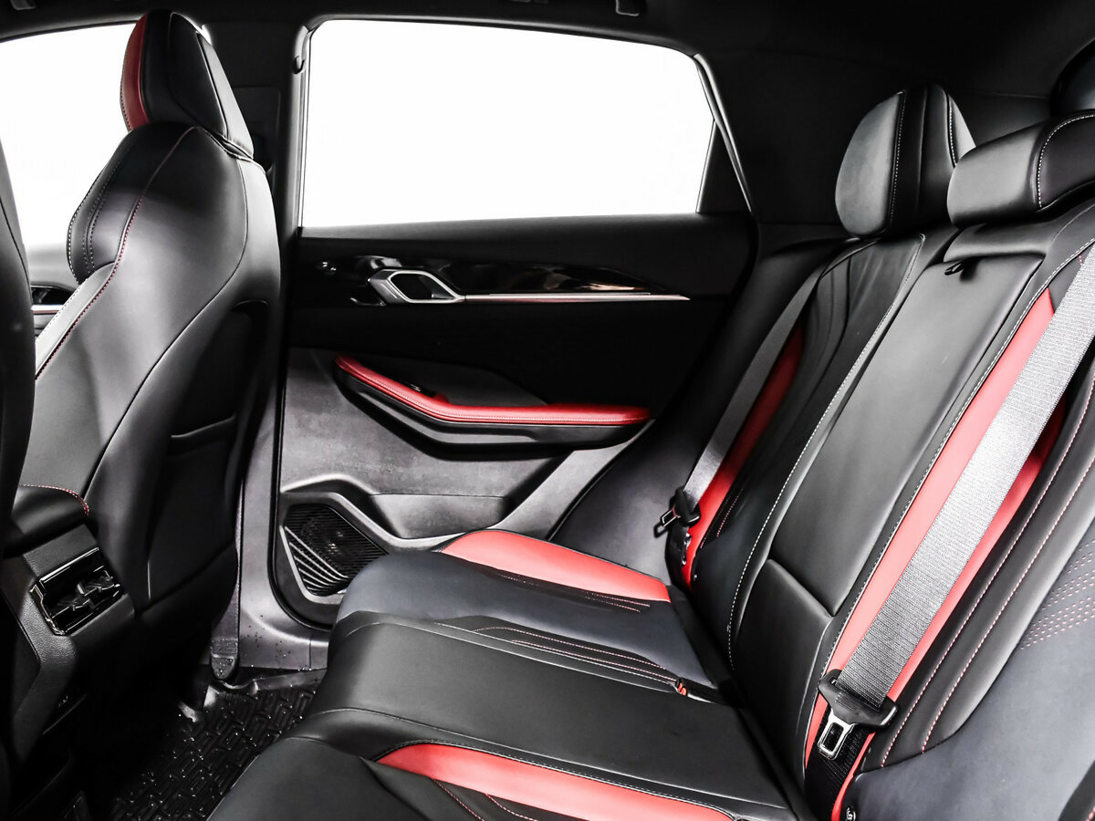 Geely Coolray I Рестайлинг, 2024 Фото №11