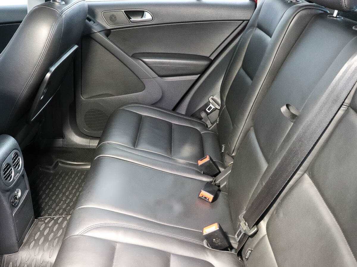 Volkswagen Tiguan, 2011 Фото №10