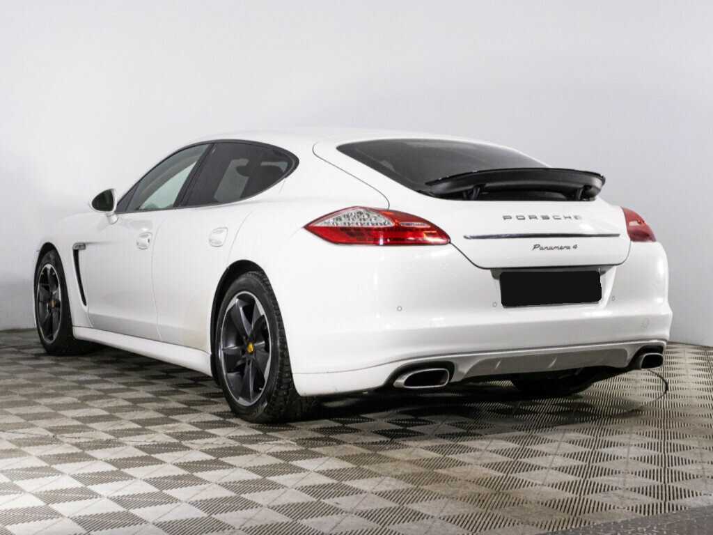 Porsche Panamera 4, 2010 Фото №7