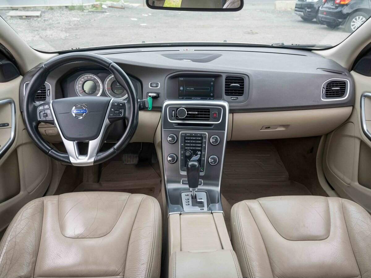 Volvo S60, 2011 Фото №11