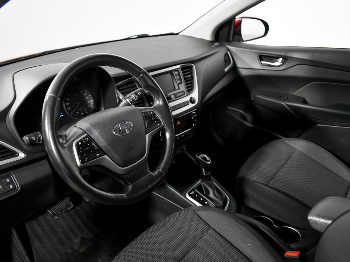 Hyundai Solaris II, 2017 Фото №9