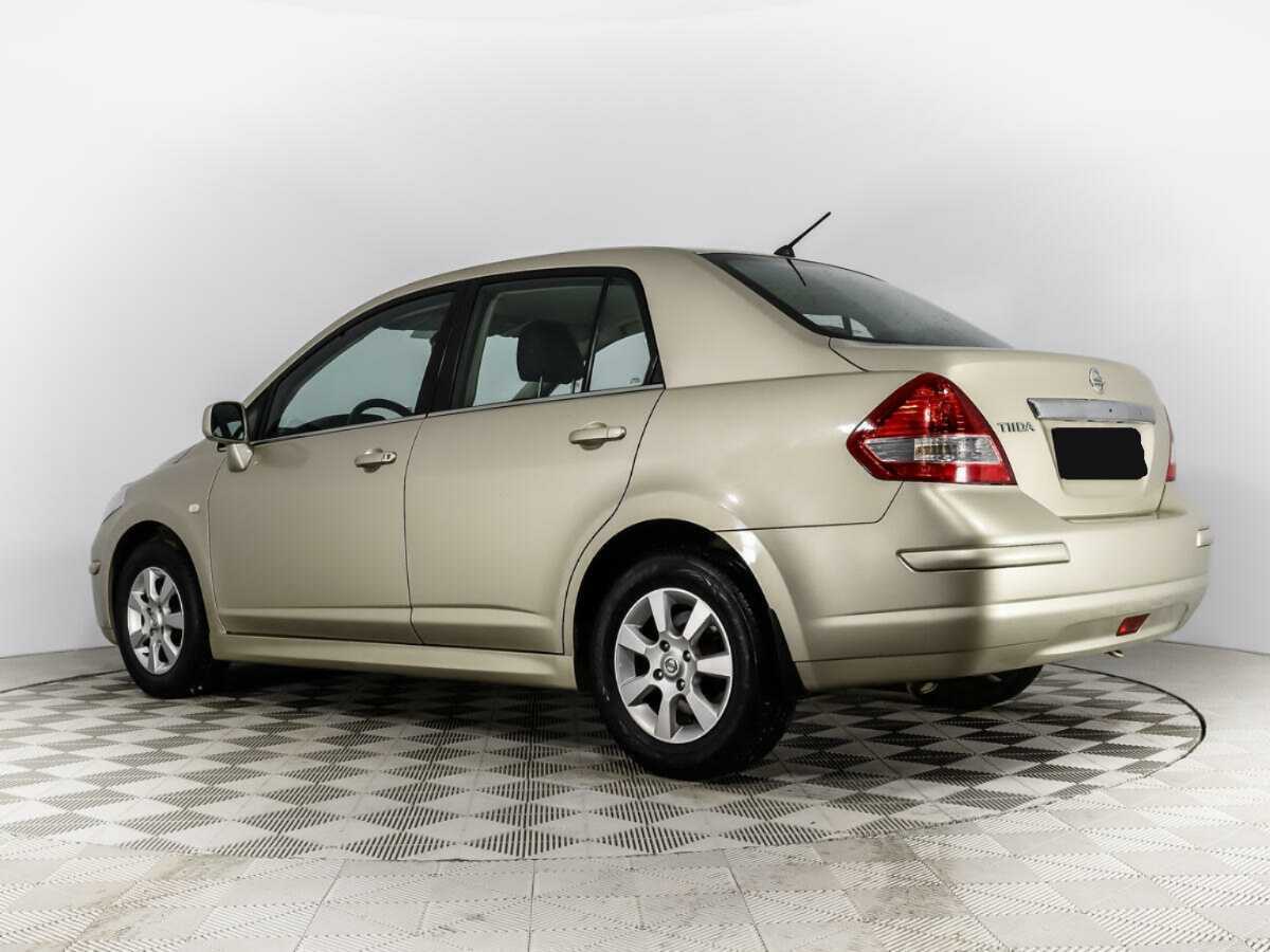 Nissan Tiida, 2011 Фото №6