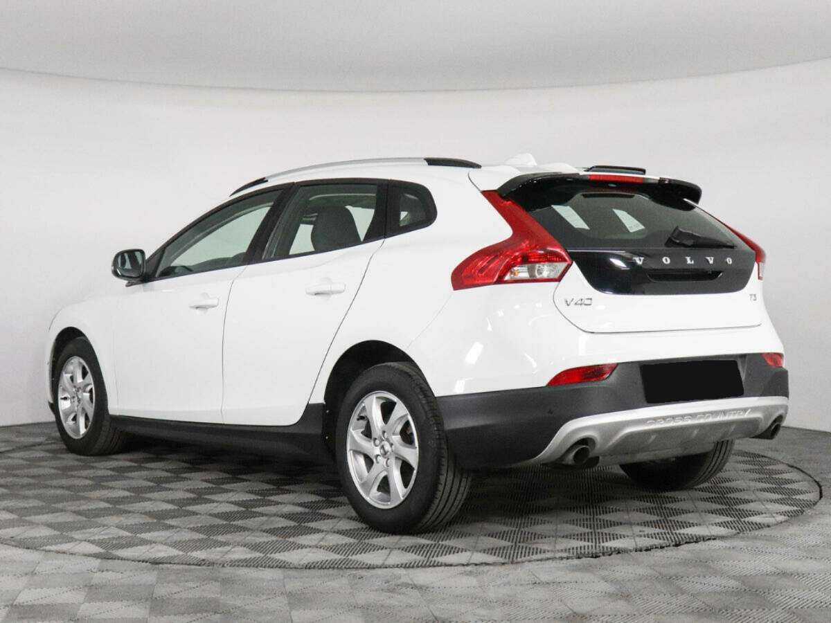 Volvo V40 Cross Country, 2017 Фото №7