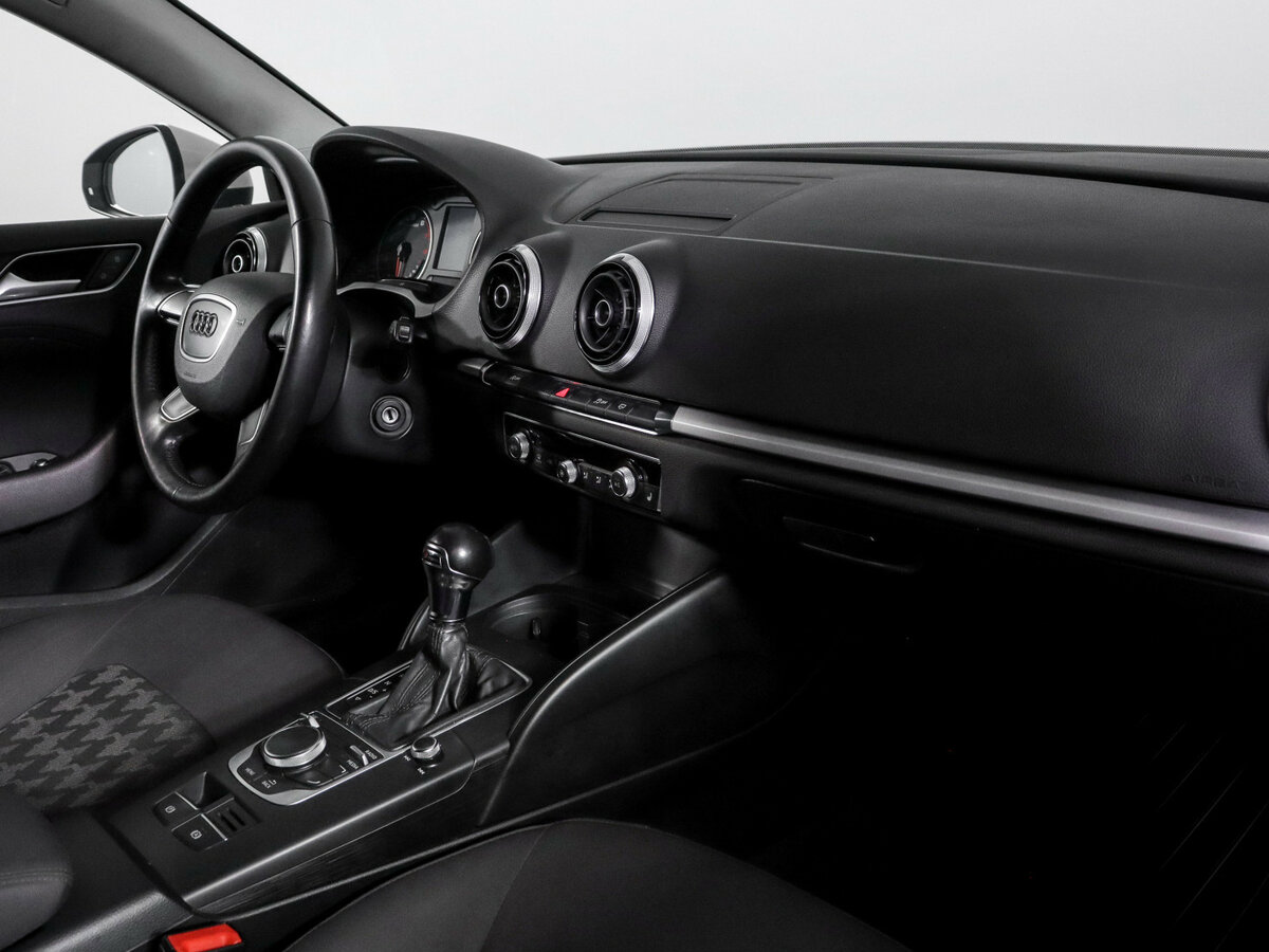 Audi A3 Sportback III (8V), 2013 Фото №7