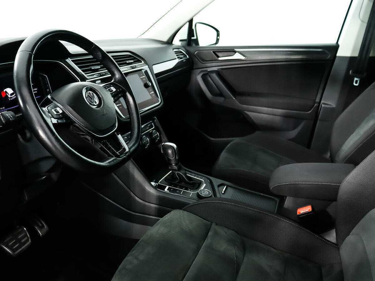 Volkswagen Tiguan, 2019 Фото №9