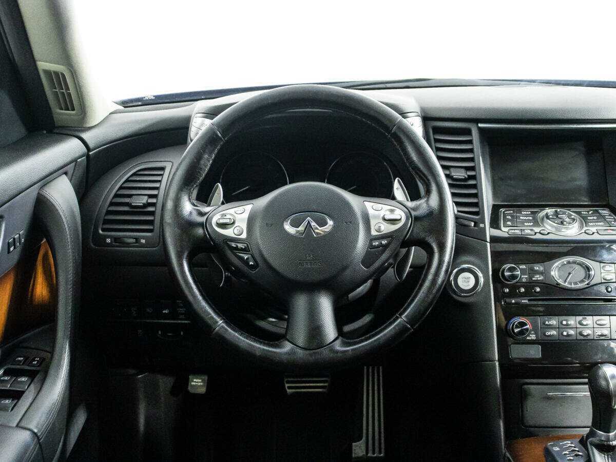 Infiniti FX37, 2012 Фото №23