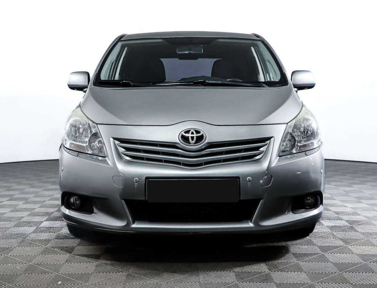 Toyota Verso, 2011 Фото №2
