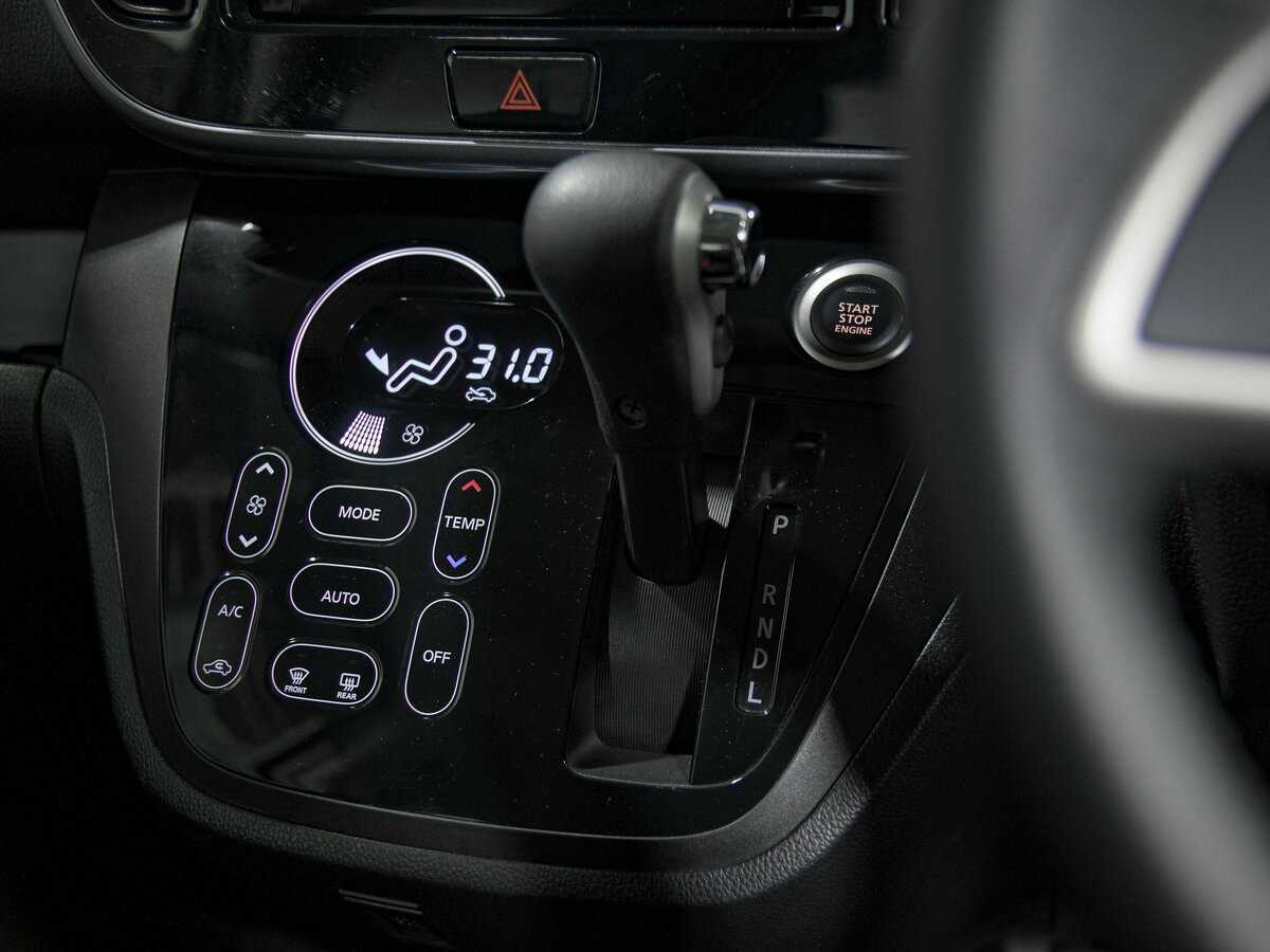 Nissan Dayz Roox, 2019 Фото №11