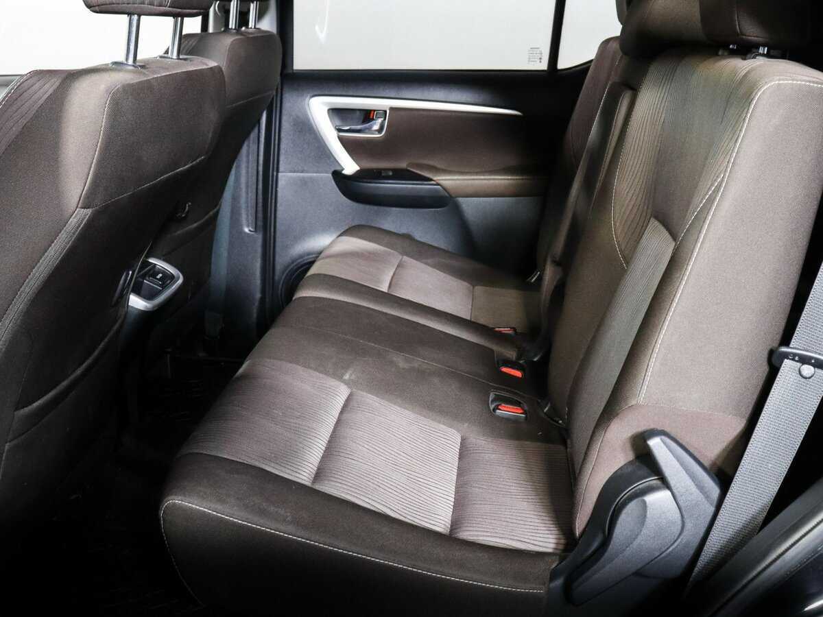 Toyota Fortuner, 2019 Фото №7