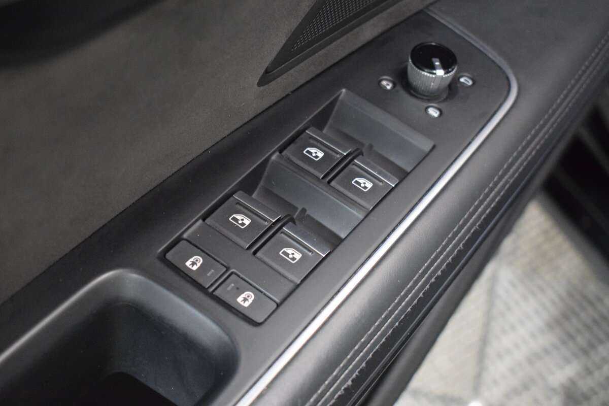 Audi A8 55 TFSI, 2019 Фото №8
