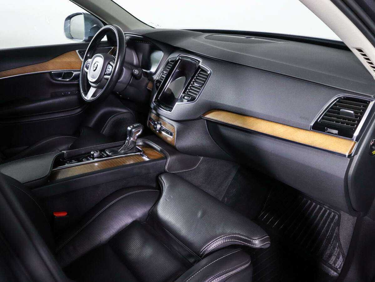 Volvo XC90, 2017 Фото №8