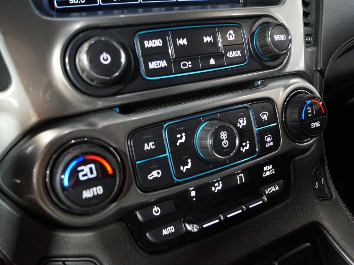 Chevrolet Tahoe, 2016 Фото №20